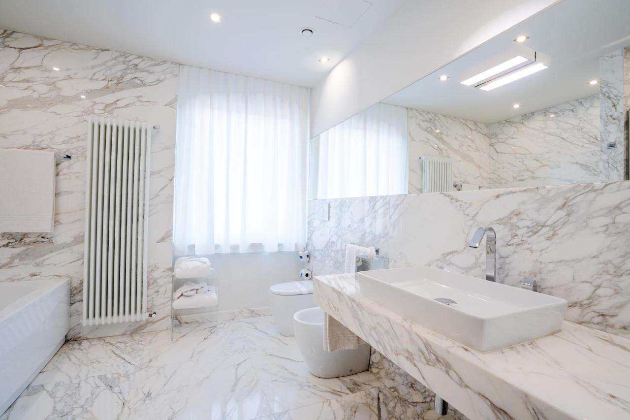 Hotel Michelangelo كارارا المظهر الخارجي الصورة